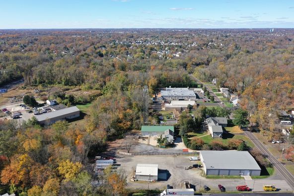 Free Standing Warehouse/Flex Space Opportunity : 139 Zimmerman Ln, Langhorne, PA 19047